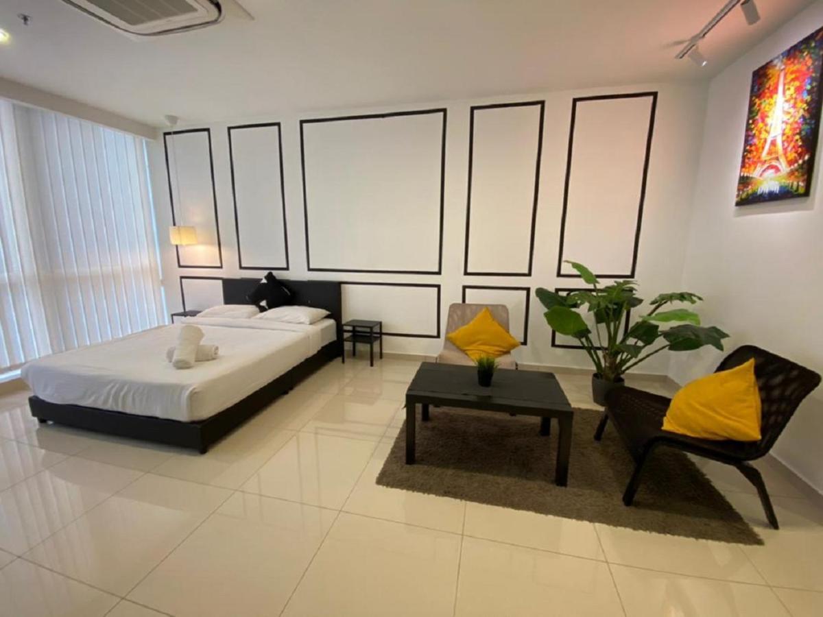Pinnacle Pj @ Penguin Homes Petaling Jaya Exterior photo