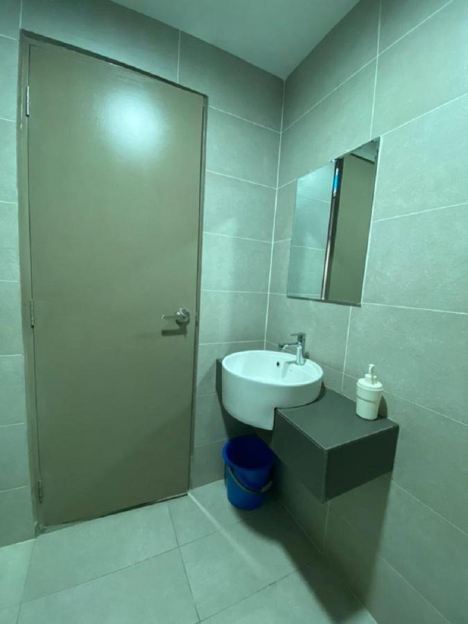 Pinnacle Pj @ Penguin Homes Petaling Jaya Exterior photo