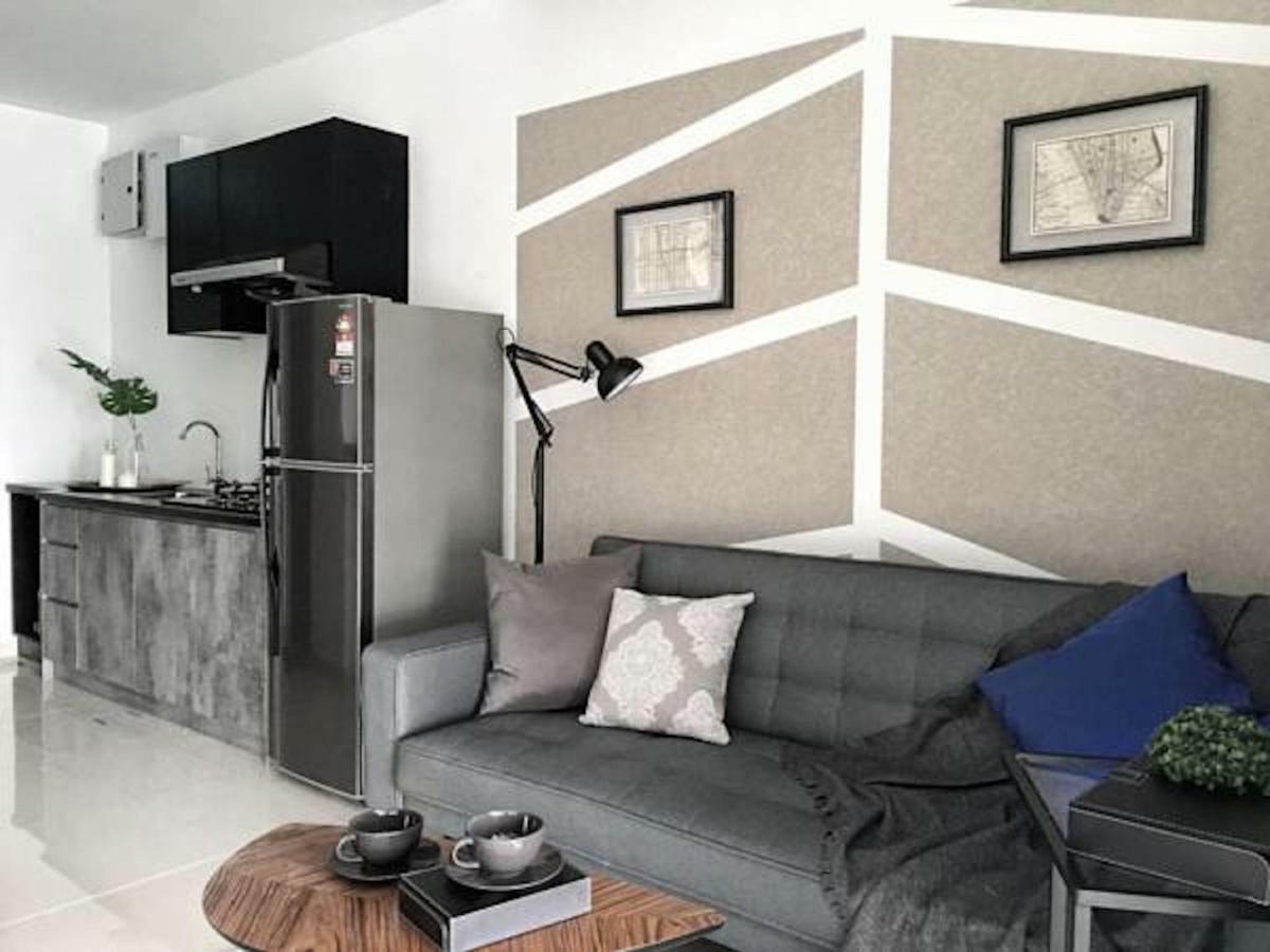 Pinnacle Pj @ Penguin Homes Petaling Jaya Exterior photo